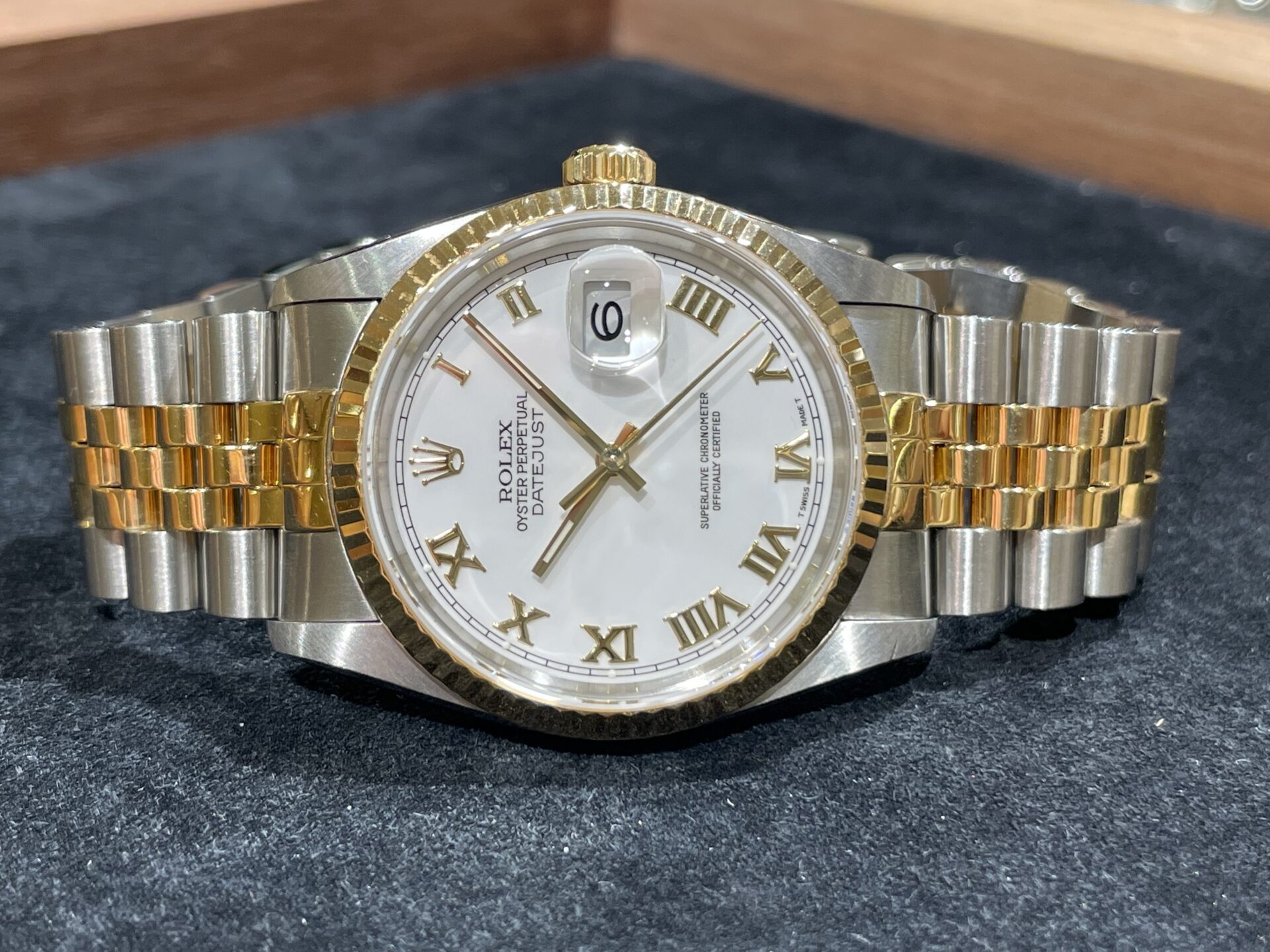 セール即納★ 国内正規品 ロレックス ROLEX デイトジャスト コンビ 16233 ホワイトビッグローマン 美品中古！ 男性用